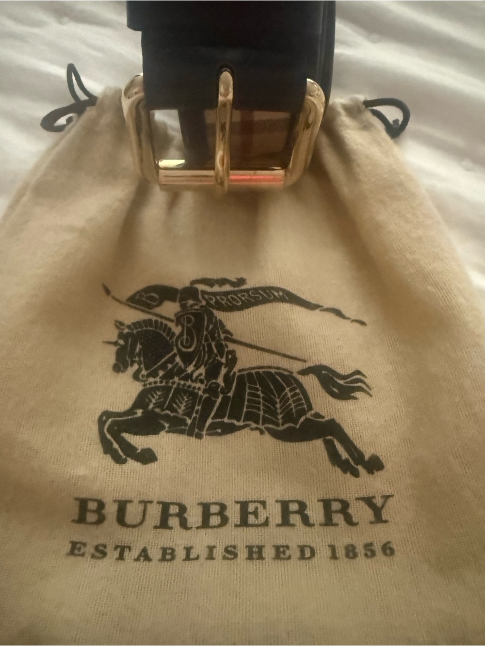 Burberry Black Leather Belt with Classic Check and Gold Buckle - Picture 5 of 7